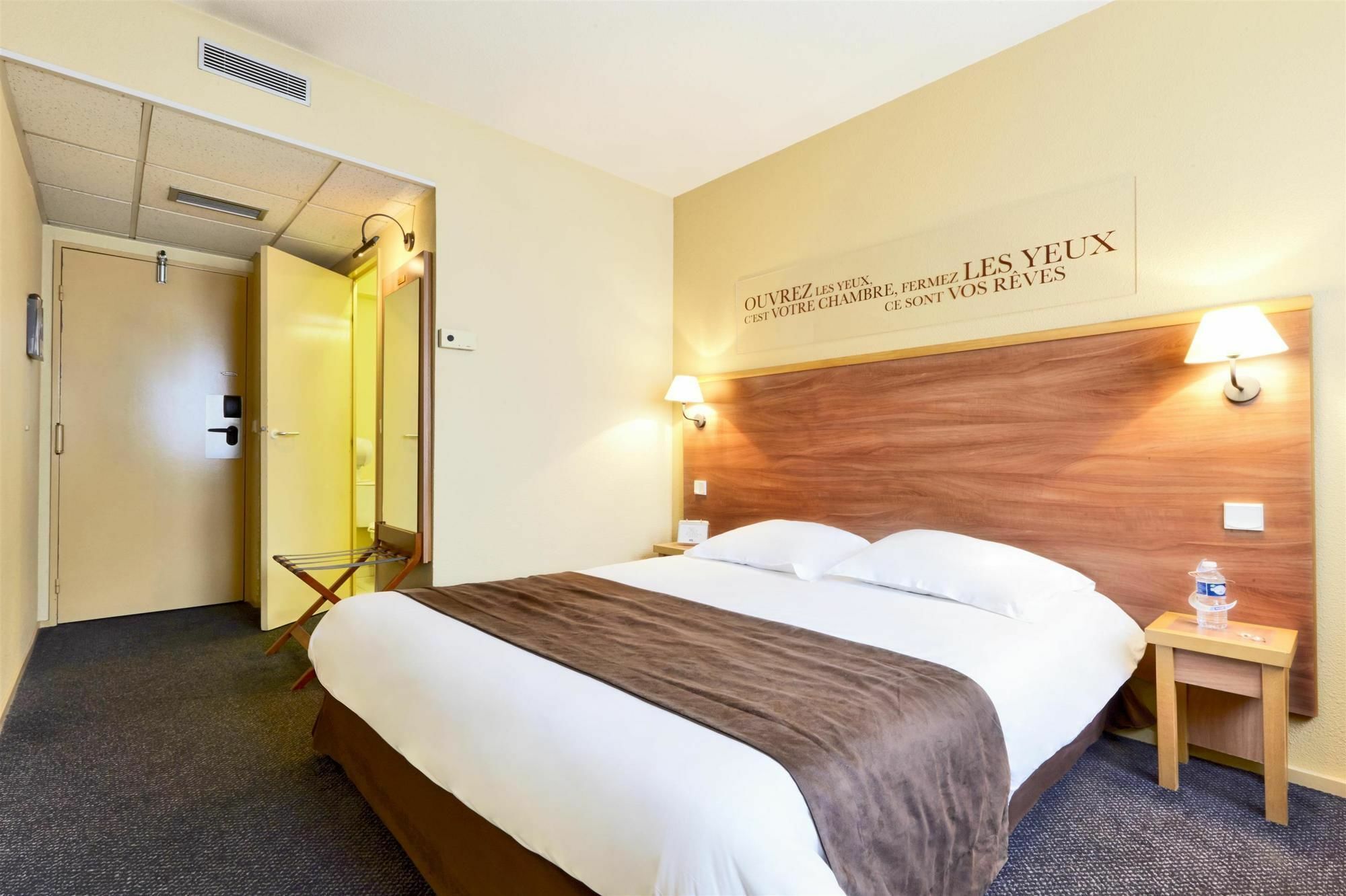 Ibis Styles Toulouse Centre Canal Du Midi Exterior photo